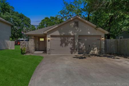 1014 N Dorothy Avenue