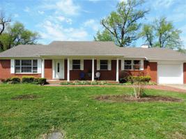 1329 N McFarland Place