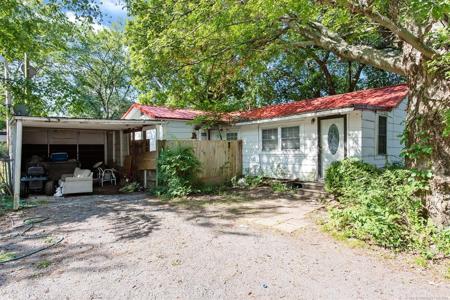 31530 E 683 Drive