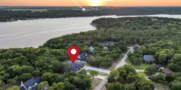 Image 3: Just Steps Away from Stunning Lake Texoma Sunsets