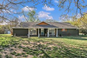 18 S Vermeer Avenue
