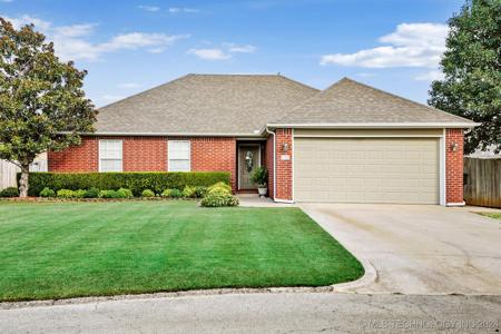 110 Redbud Street