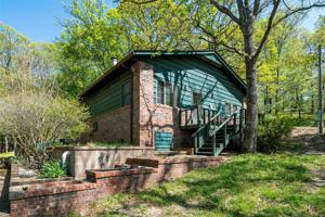 211 E Lakeview Drive