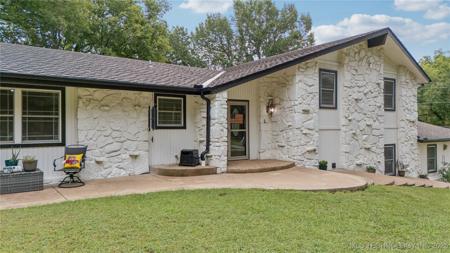 13525 S Grande Pointe Parkway