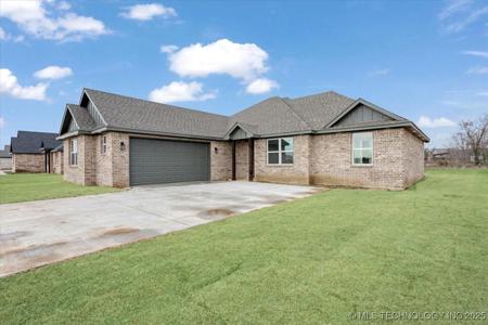 320 Sunset Way