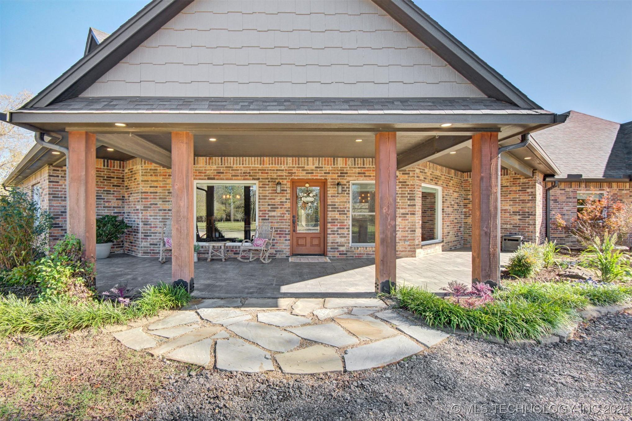 Image 2: winding covered front porch