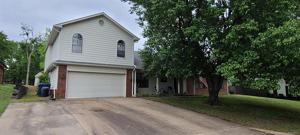 1016 E Woods Drive