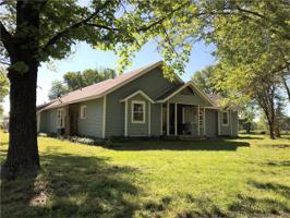206 E 184th Street North