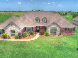 4833 Breeze Drive