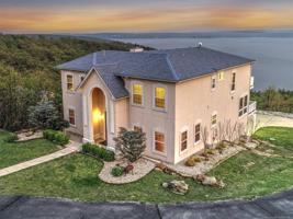 11809 Santa Barbara Boulevard