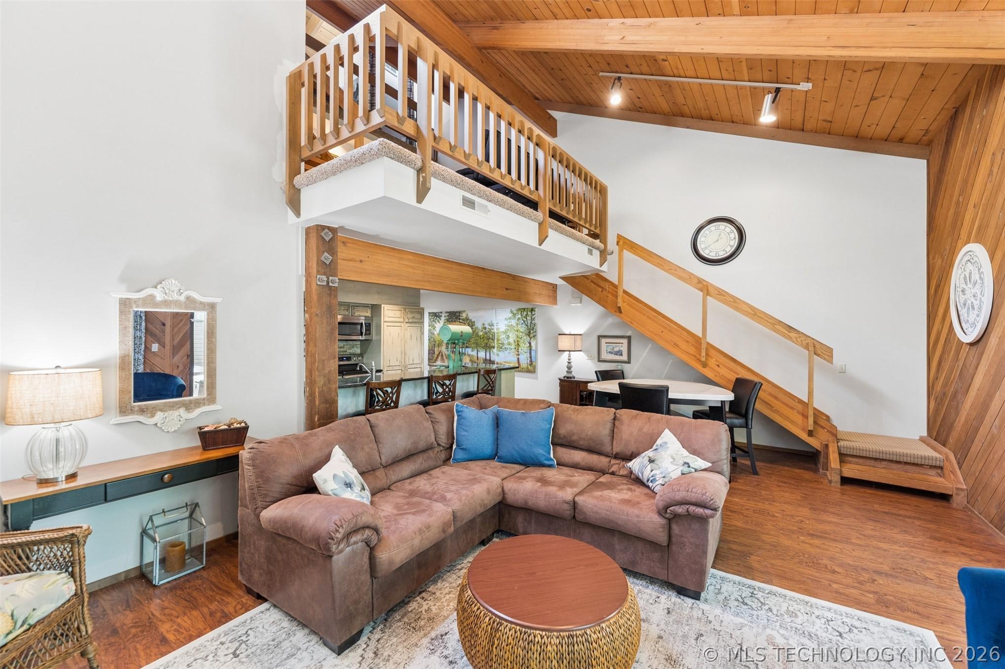 Image 4: Vaulted wood-paneled ceilings with exposed beams