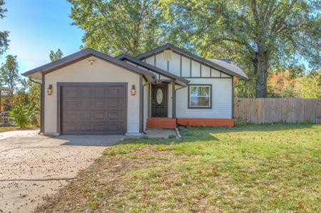 152 Greenbriar Circle