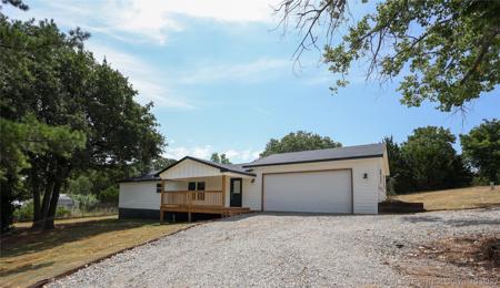 2605 Caddo