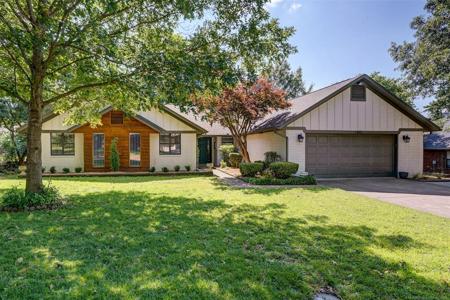 1303 N Faulkner Drive