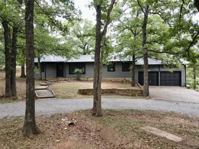 4406 Chickasaw