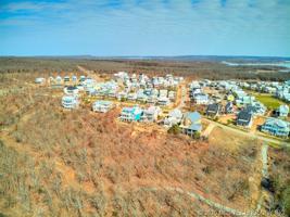 112 Lower Green Way