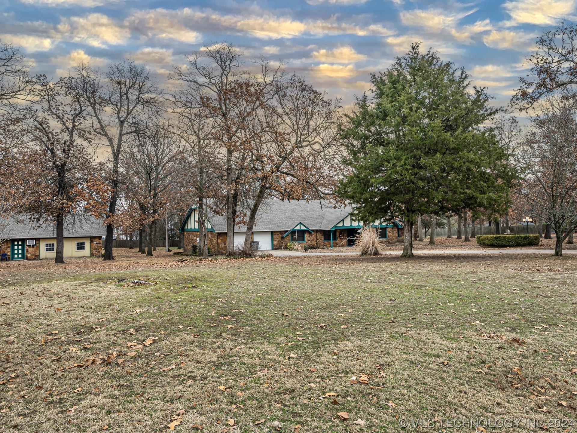 8939 N Crestwood Drive, Sperry, OK lhrmls01949304