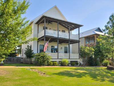 75 Lower Green Way