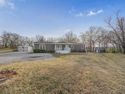 14716 E 400 Road