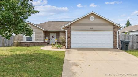 2001 N Chambers Avenue