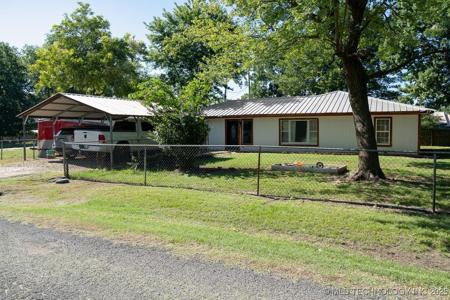 31580 E 684 Drive