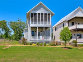 77 Lower Green Way