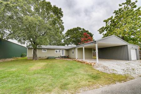 448597 E 979 Rd Road