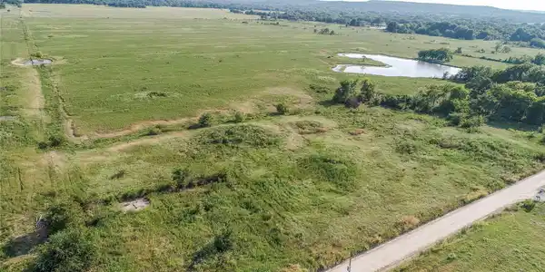 Image 3: Expansive rural acreage featuring rolling pasturel