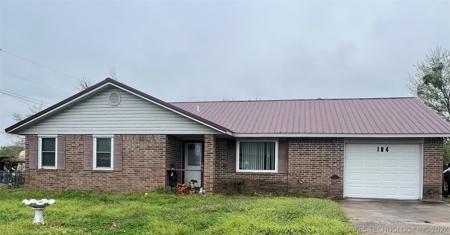 104 W Forbus Street