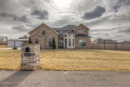 1113 Elizabeth Drive