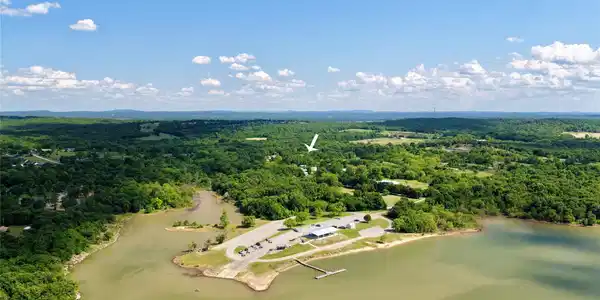 Image 4: Nichols Point Boat Ramp