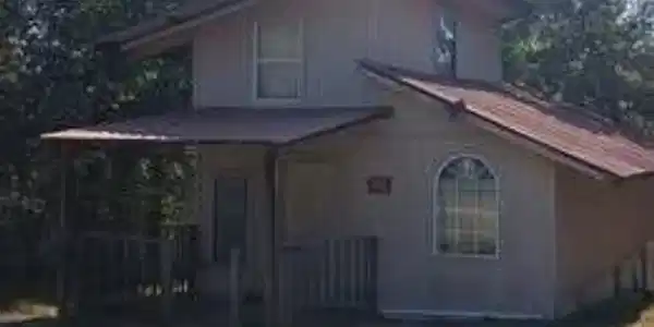 416784 Delaware Drive
