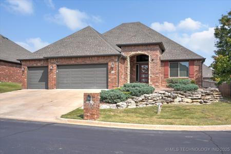 402 Cog Hill Court