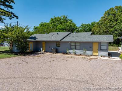4210 Chief Lane