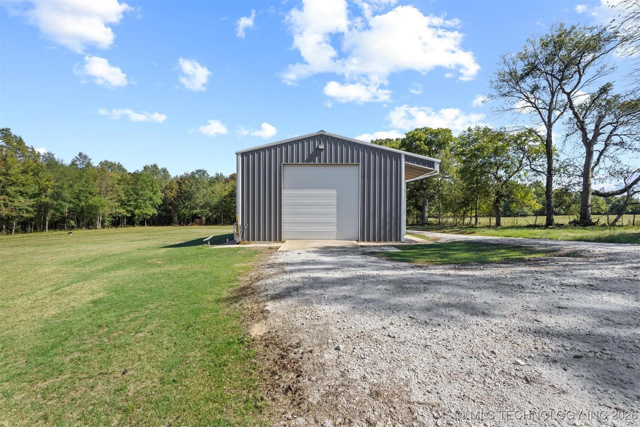 Image 4: Shop Building Constructed in 2021
