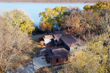 3597 S 4403 Road