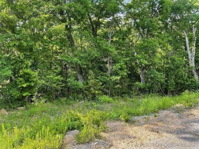 S Hickory Lane
