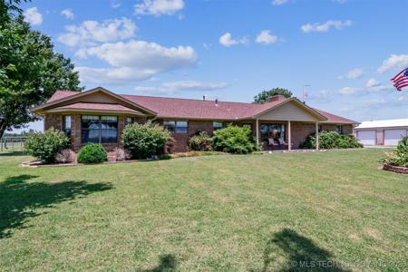 3901 E 440 Road