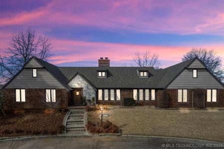 1201 N Faulkner Drive