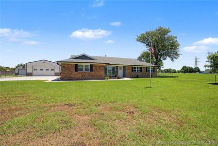 1120 S Sequoyah Drive
