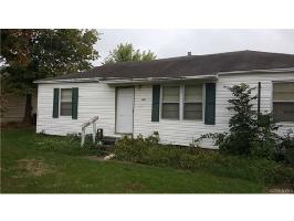303 E 12th Place