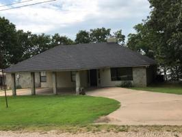 416579 Lakeside Drive