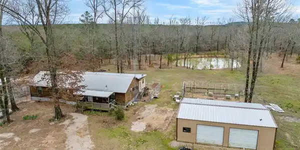 3742 E 1980 Road