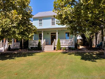 27 Firefly Lane