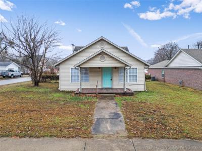 333 E Will Rogers Boulevard
