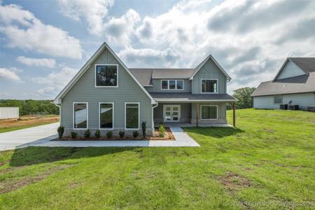 106 Pelican Point Place