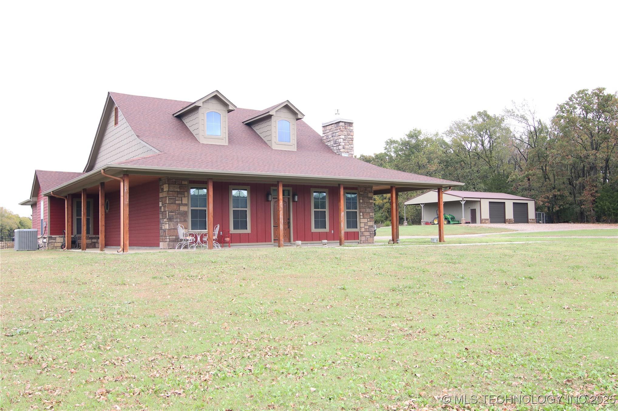 Image 2: Housefront side 1