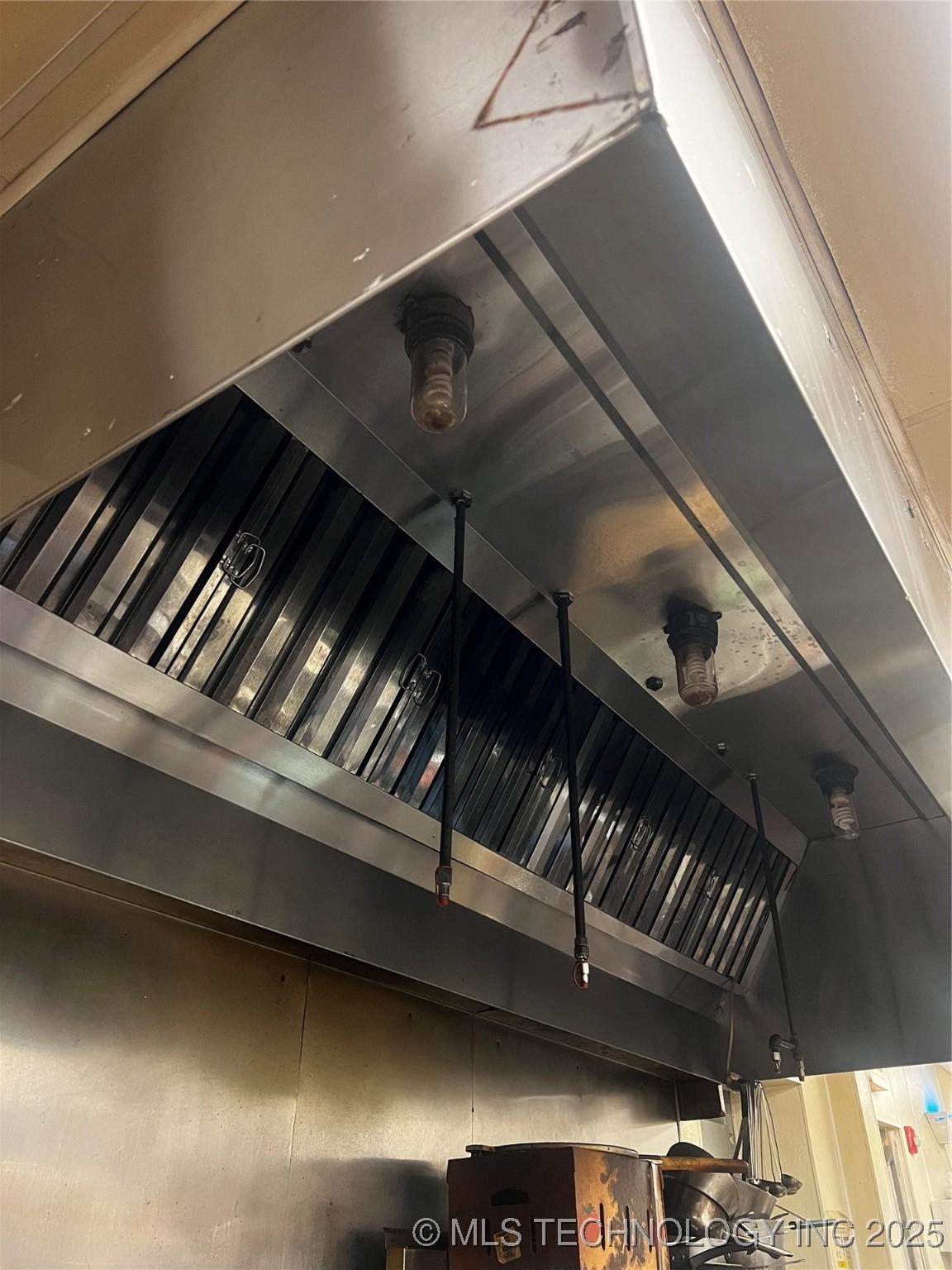 Image 2: Vent hood #1
