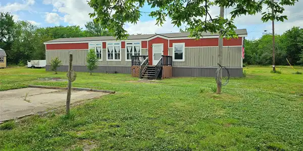 309 E Muskogee Avenue