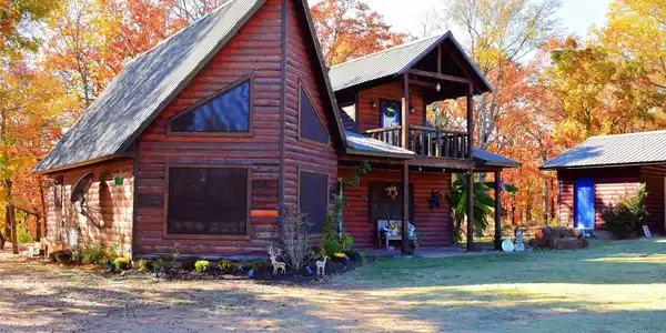 17 Lakeside Ridge